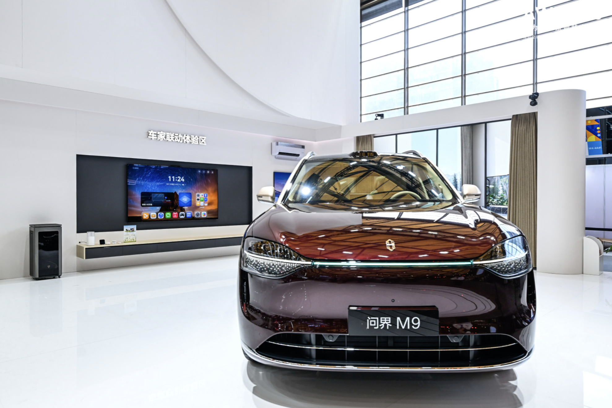 华为全场景亮相AWE 2026：华为鸿蒙智家 智慧全生态重塑未来家 智能公会